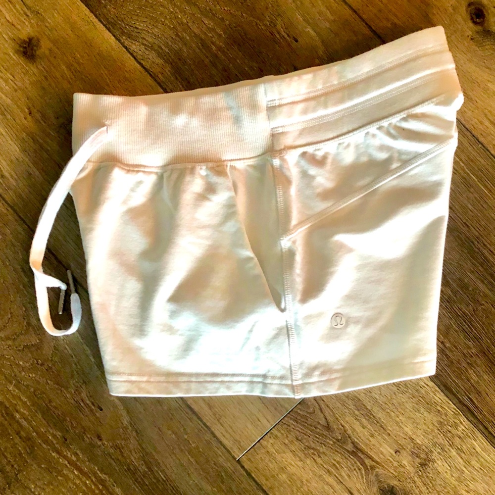 Lululemon lounge shorts